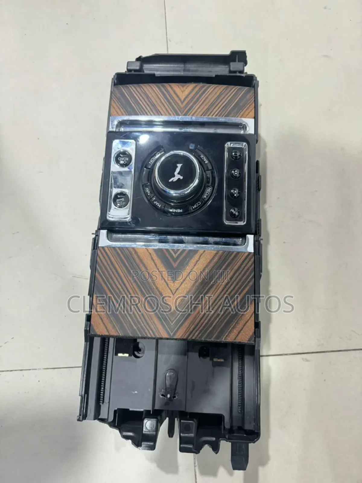 High Quality Certified Complete Brand New Center Console Rolls-Royce.