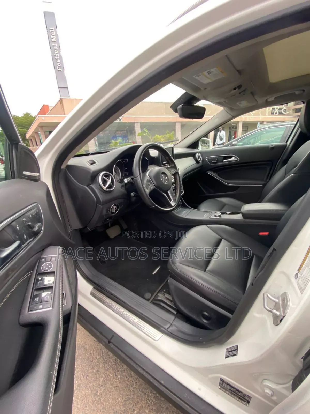 Mercedes-Benz GLA 250 2015 White