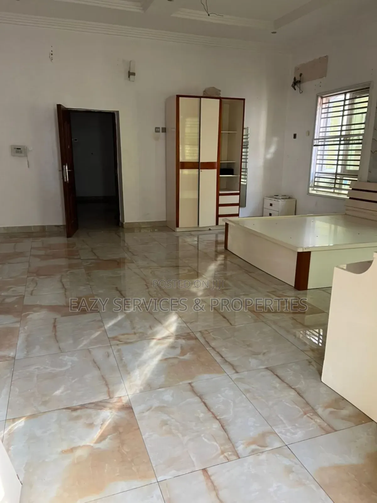 Studio Apartment in Gated And Secured, Ologolo for rent