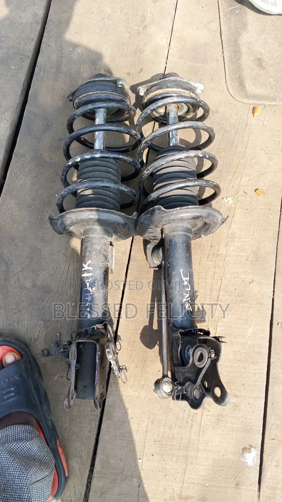 Front Shocks B Class