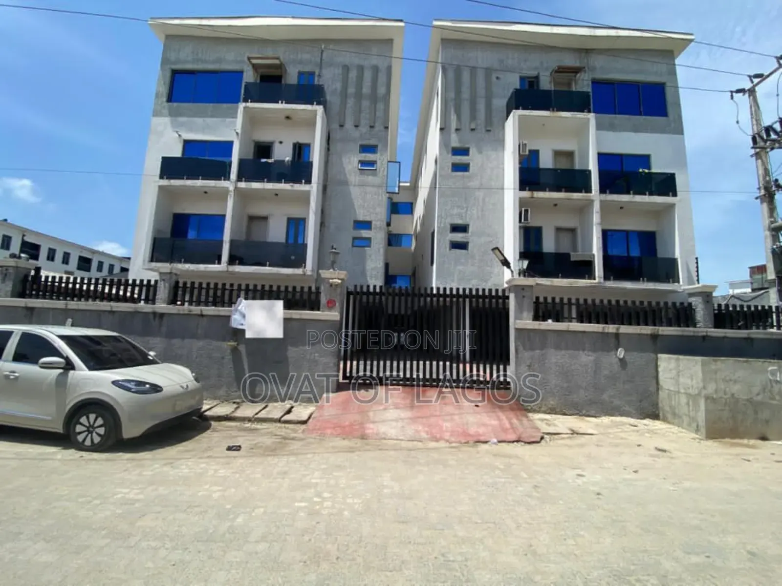 3bdrm Apartment in Ikate for sale