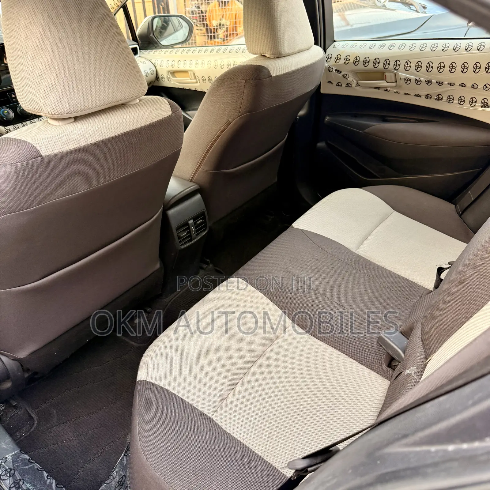 Toyota Corolla XLE 2020 White
