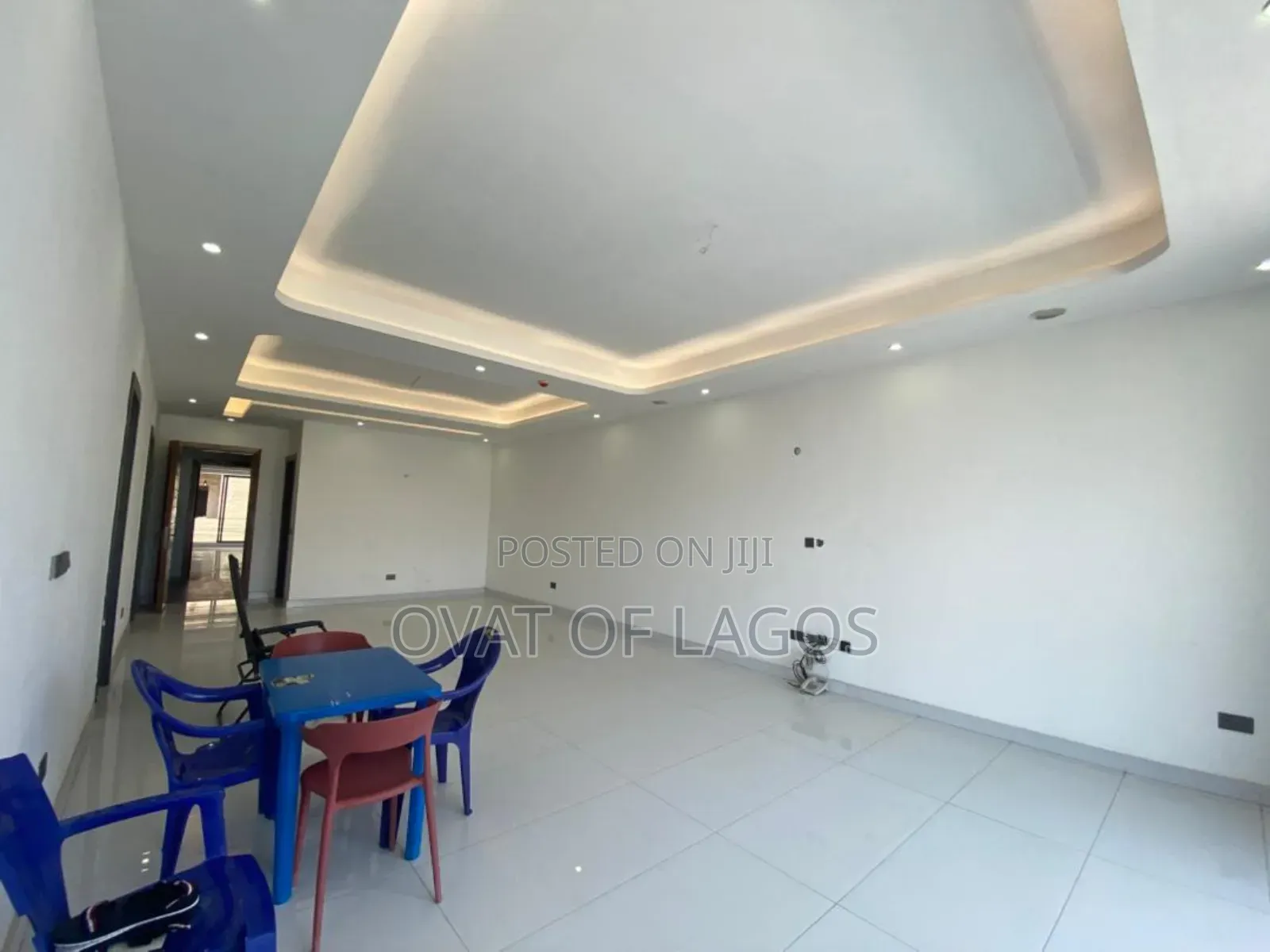 2bdrm Apartment in Lekki Phase 1 for sale
