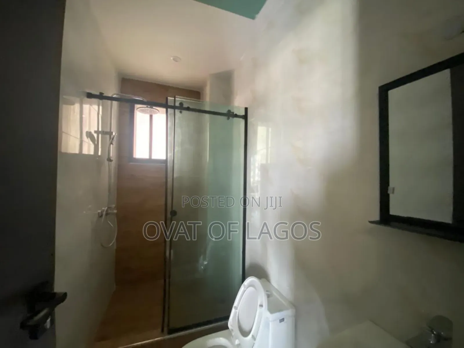 2bdrm Apartment in Lekki Phase 1 for sale