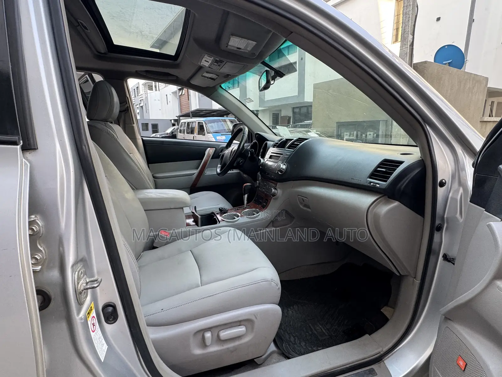 Toyota Highlander Limited 2010 Silver