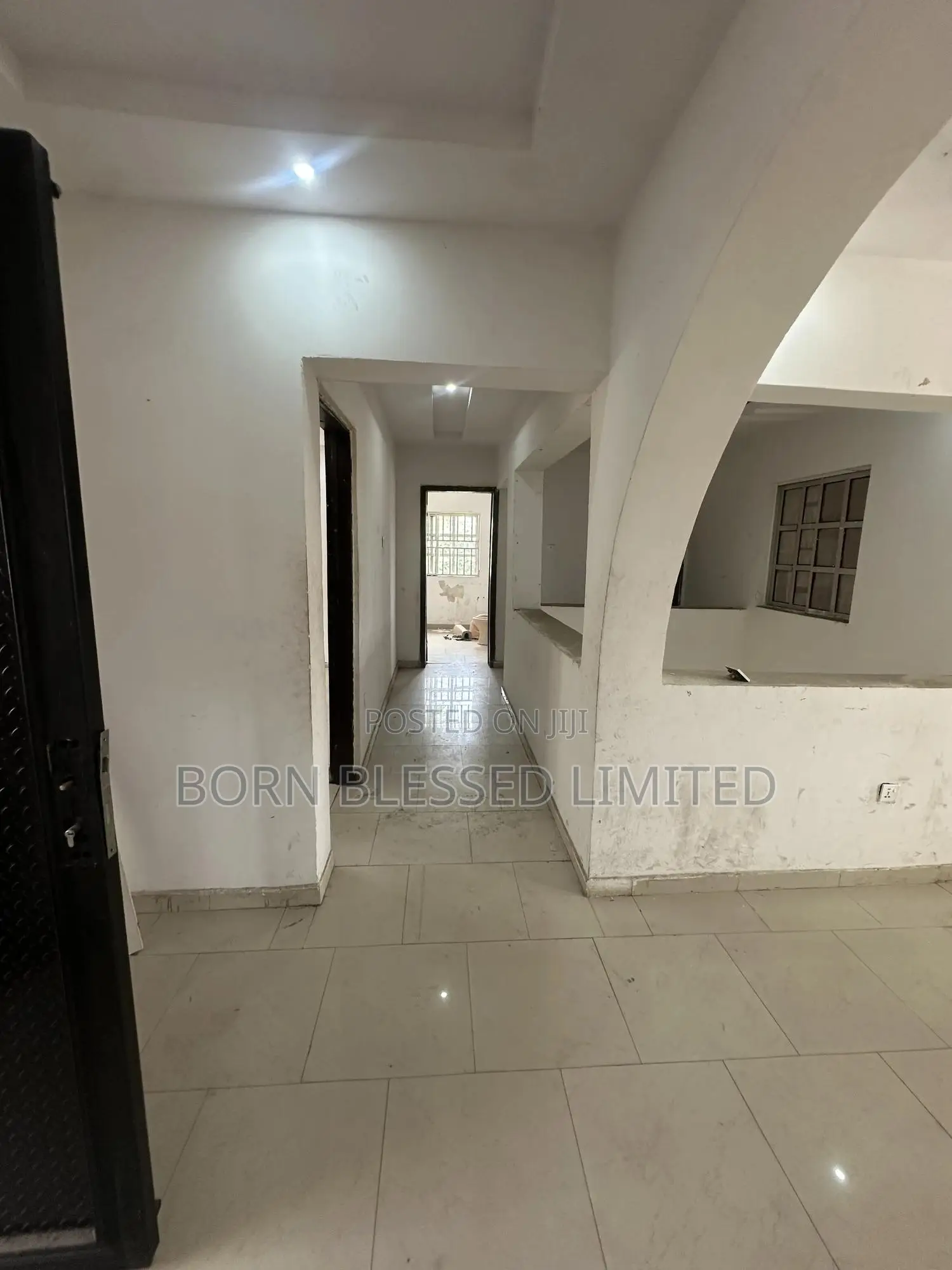 5bdrm Duplex in Graceland, Ajiwe for rent