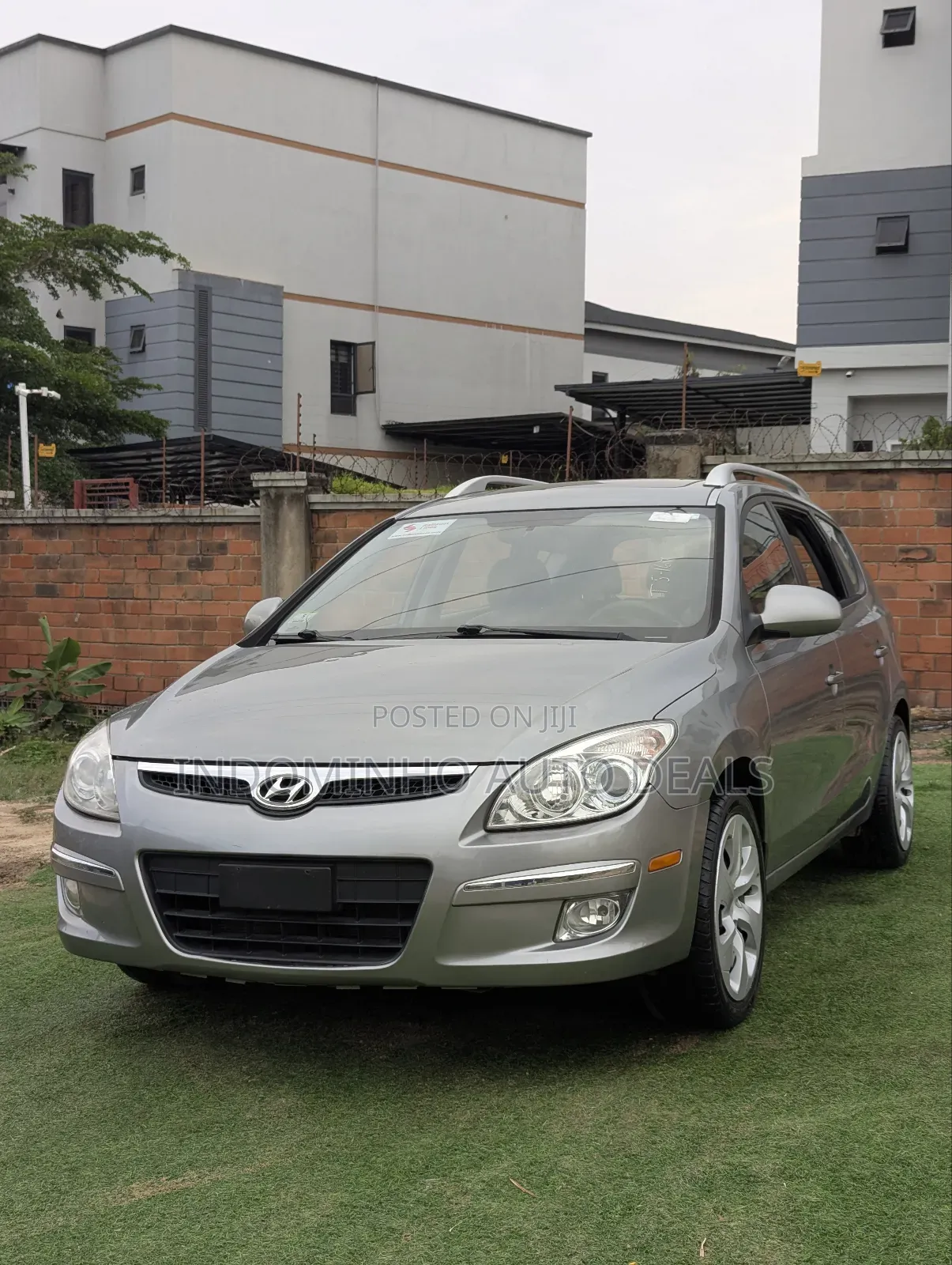 Hyundai Elantra Touring SE Automatic 2012 Silver