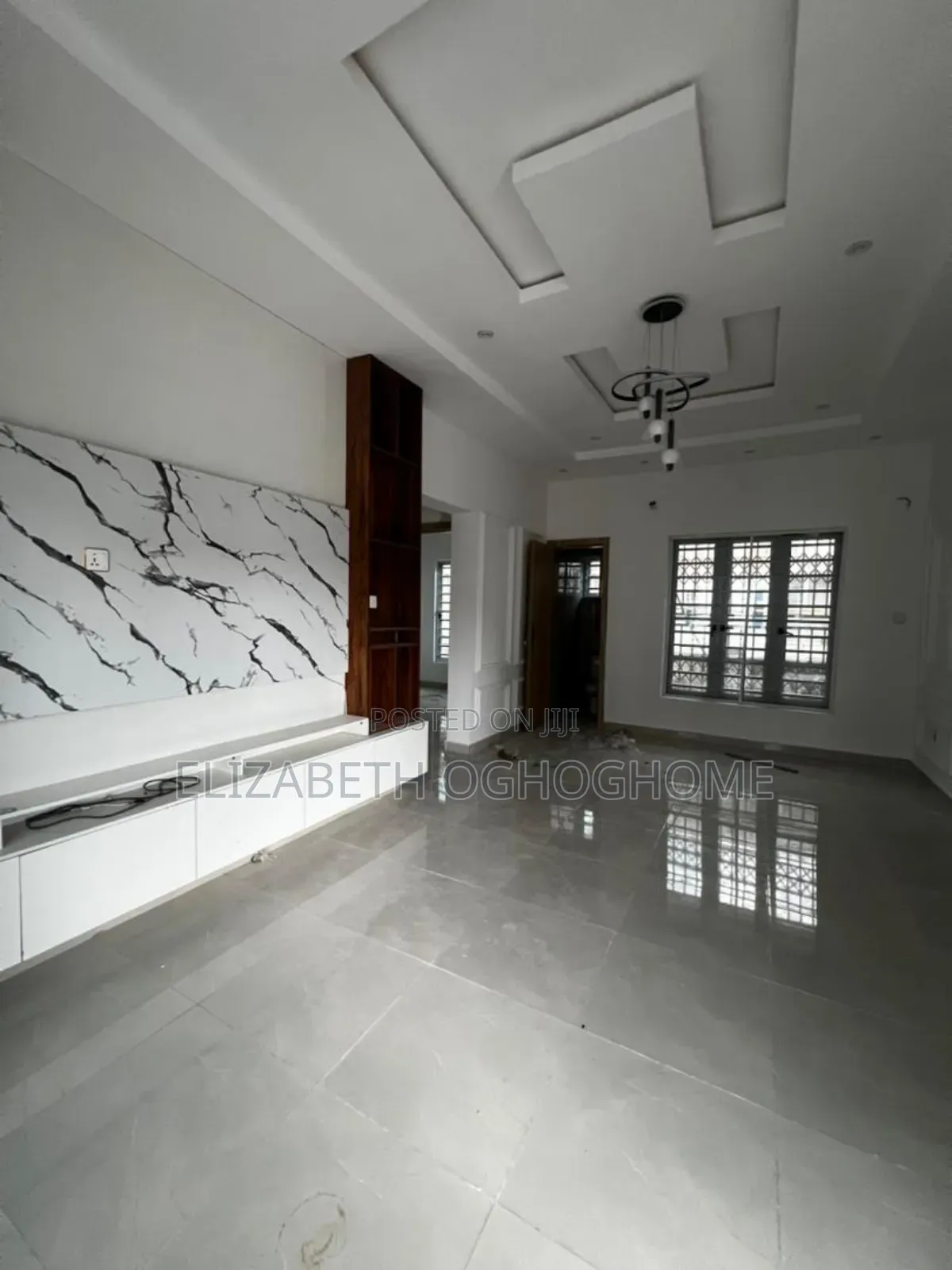 3bdrm Bungalow in Awoyaya for sale