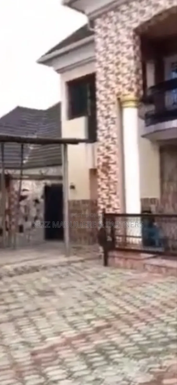 Furnished 5bdrm Duplex in Gated Estate, Sars, Rumuahalu for sale