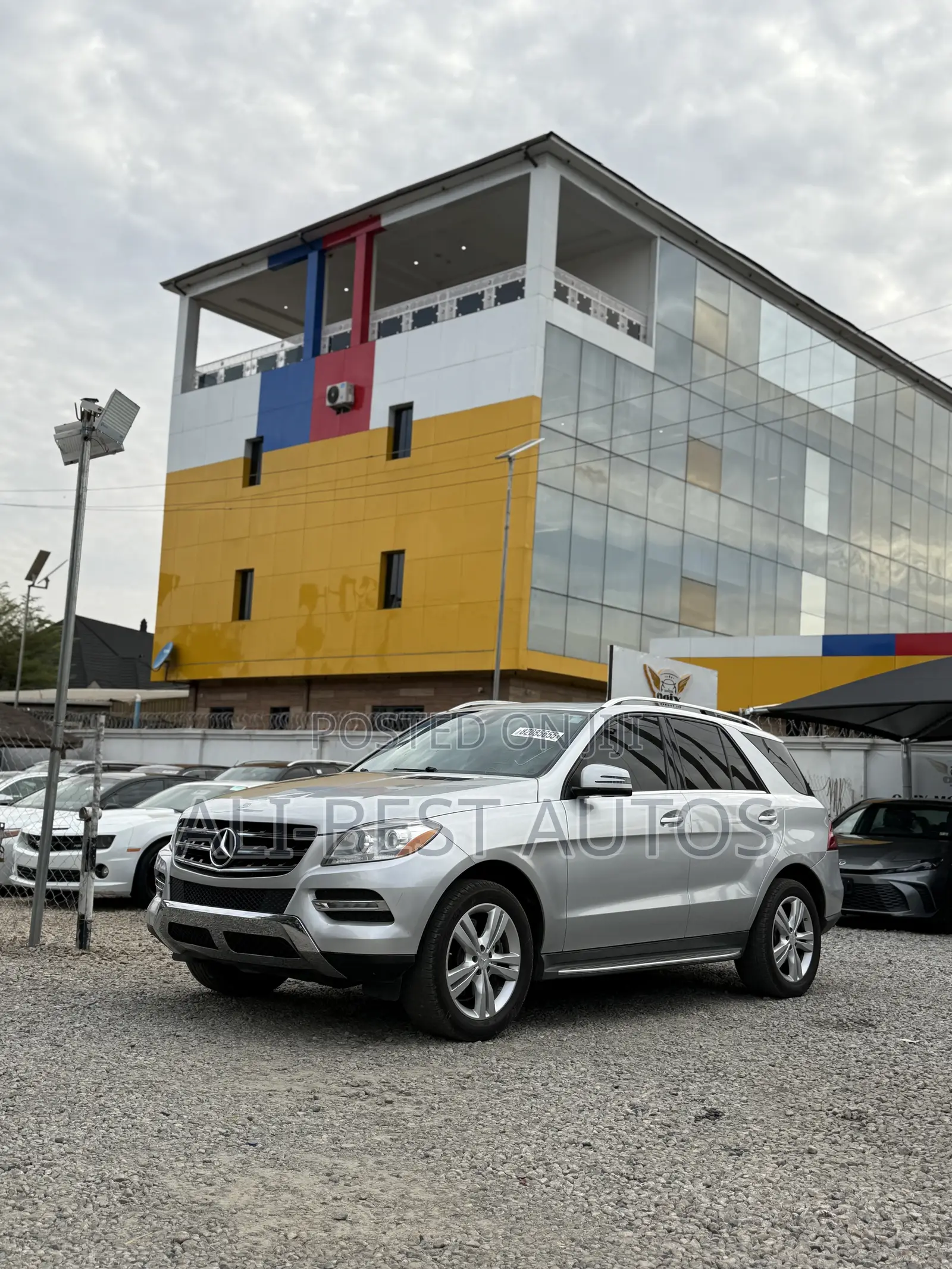 Mercedes-Benz M Class ML350 4MATIC 4dr SUV AWD (3.5L 6cyl 7A) 2014 Silver