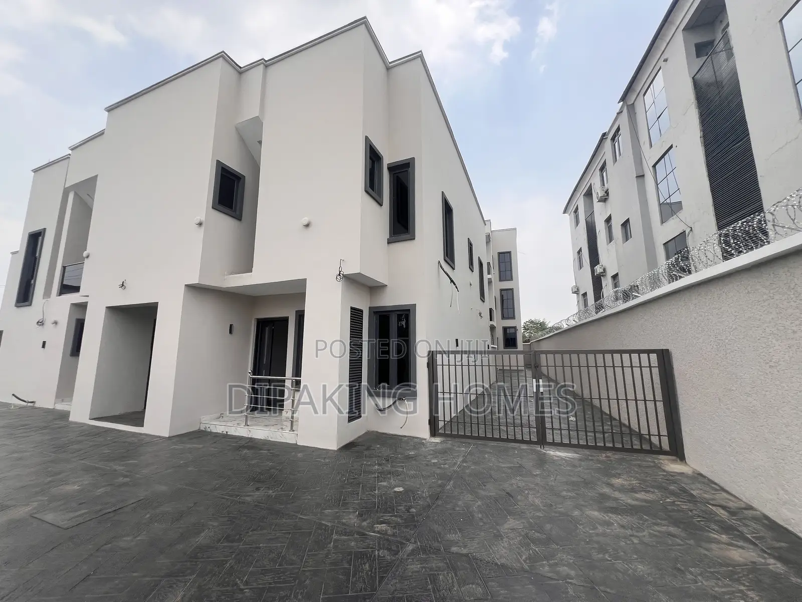 Furnished 4bdrm Duplex in Ogba GRA for sale