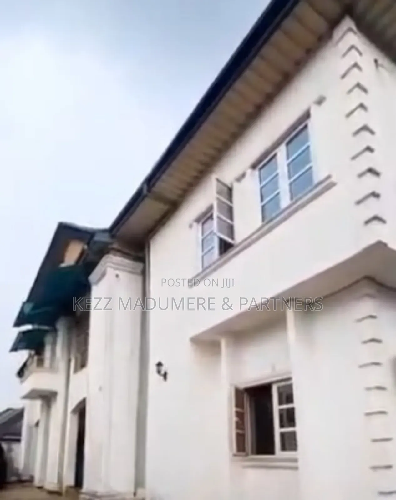 3bdrm Duplex in Sars Road , Port, Rukpokwu for rent