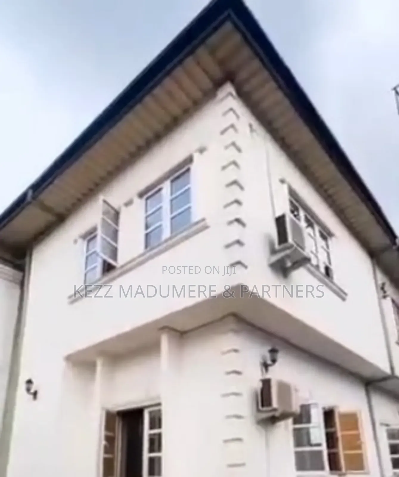 3bdrm Duplex in Sars Road , Port, Rukpokwu for rent