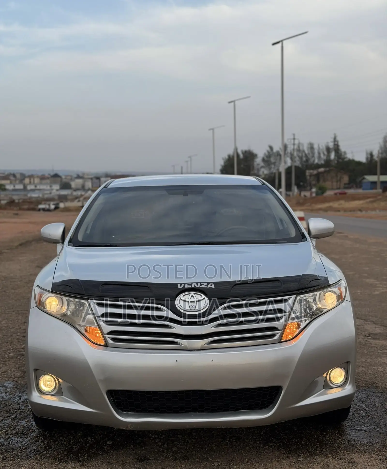Toyota Venza 2010 Silver
