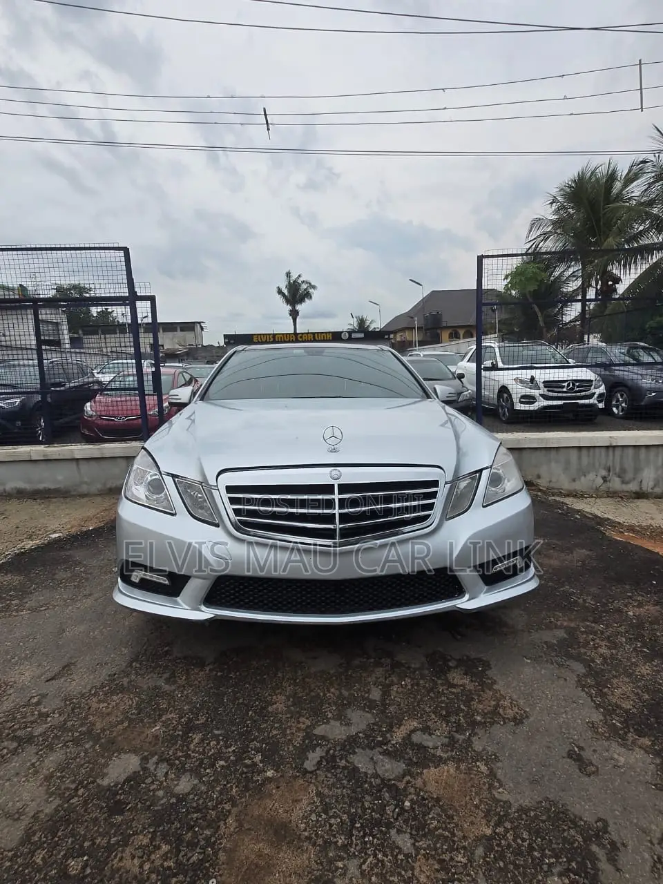 Mercedes-Benz E350 Base 4dr Sedan RWD (3.5L 6cyl 7A) 2011 Silver
