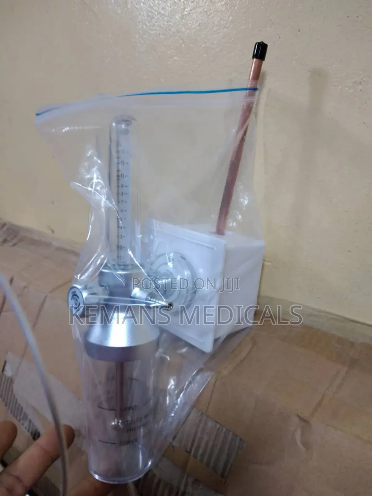 Oxygen Outlet Available