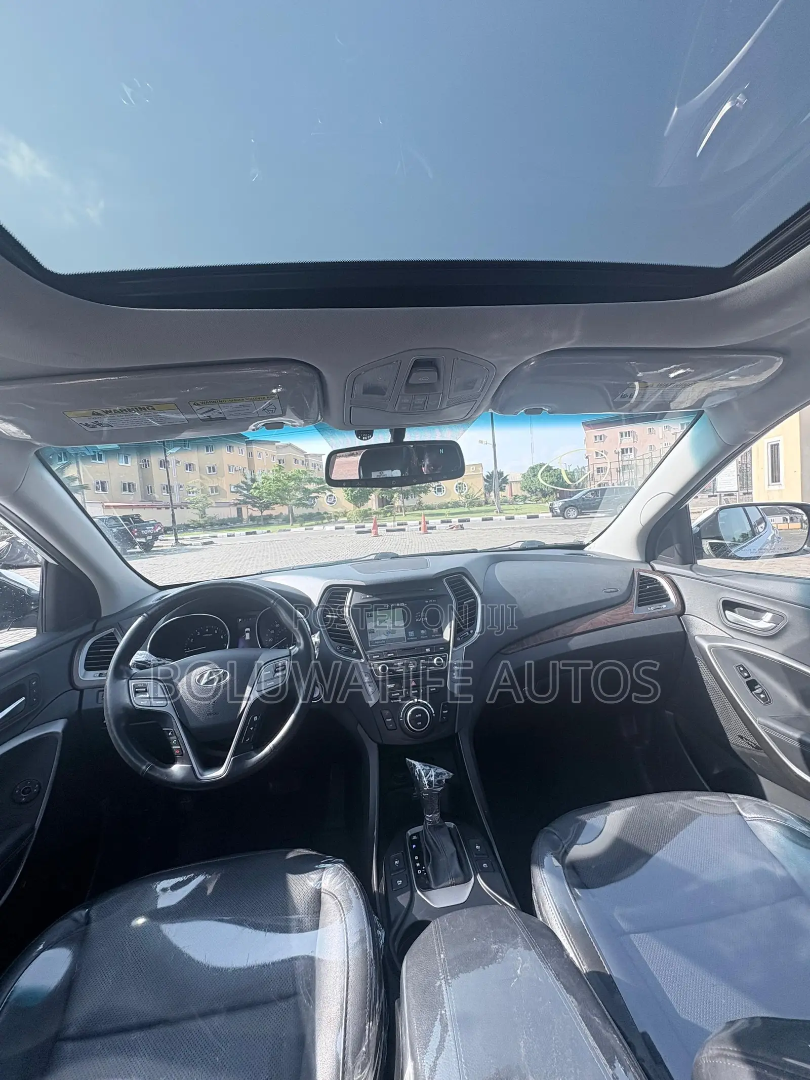 Hyundai Santa Fe SE Ultimate AWD 2018 White