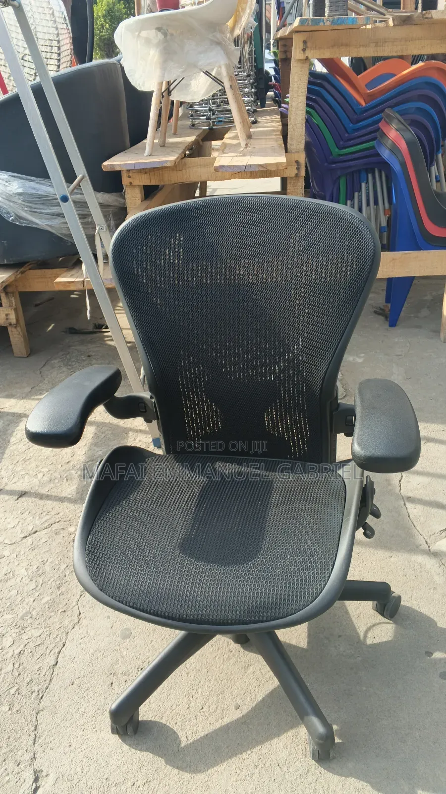 Hammer Miiler Aeron Chair