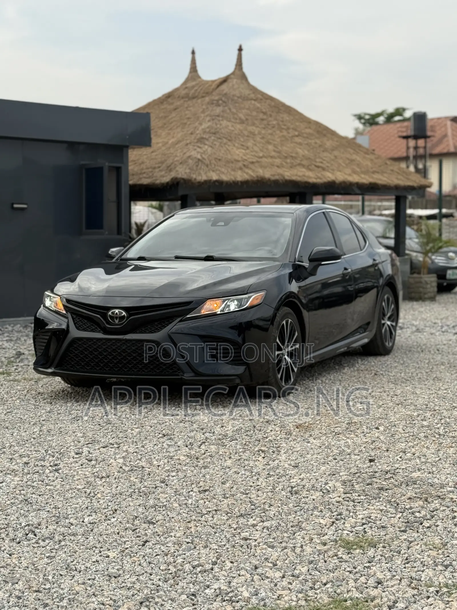 Toyota Camry SE (2.5L 4cyl 8A) 2019 Black