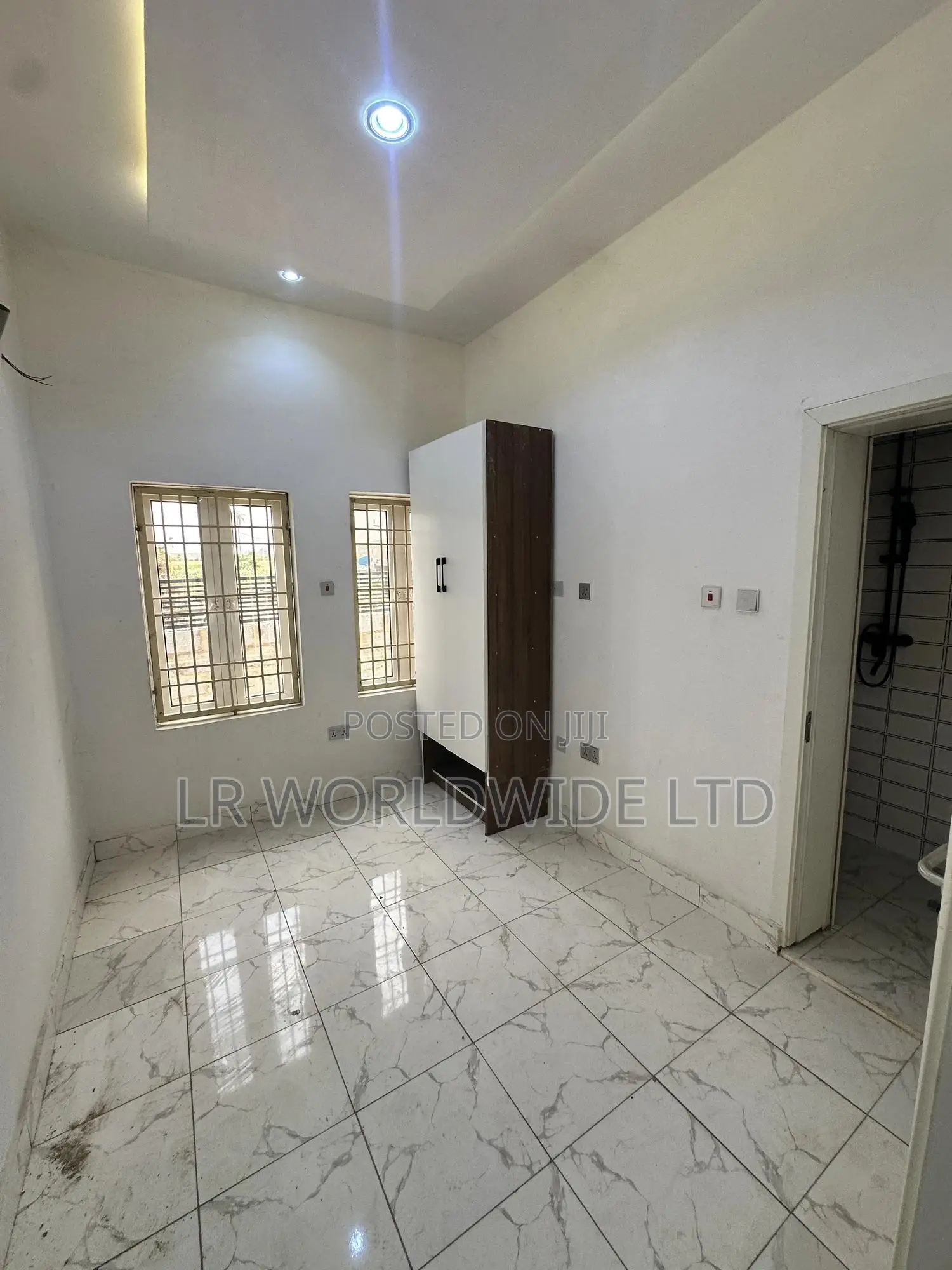 3bdrm Townhouse/Terrace in Idu for Sale