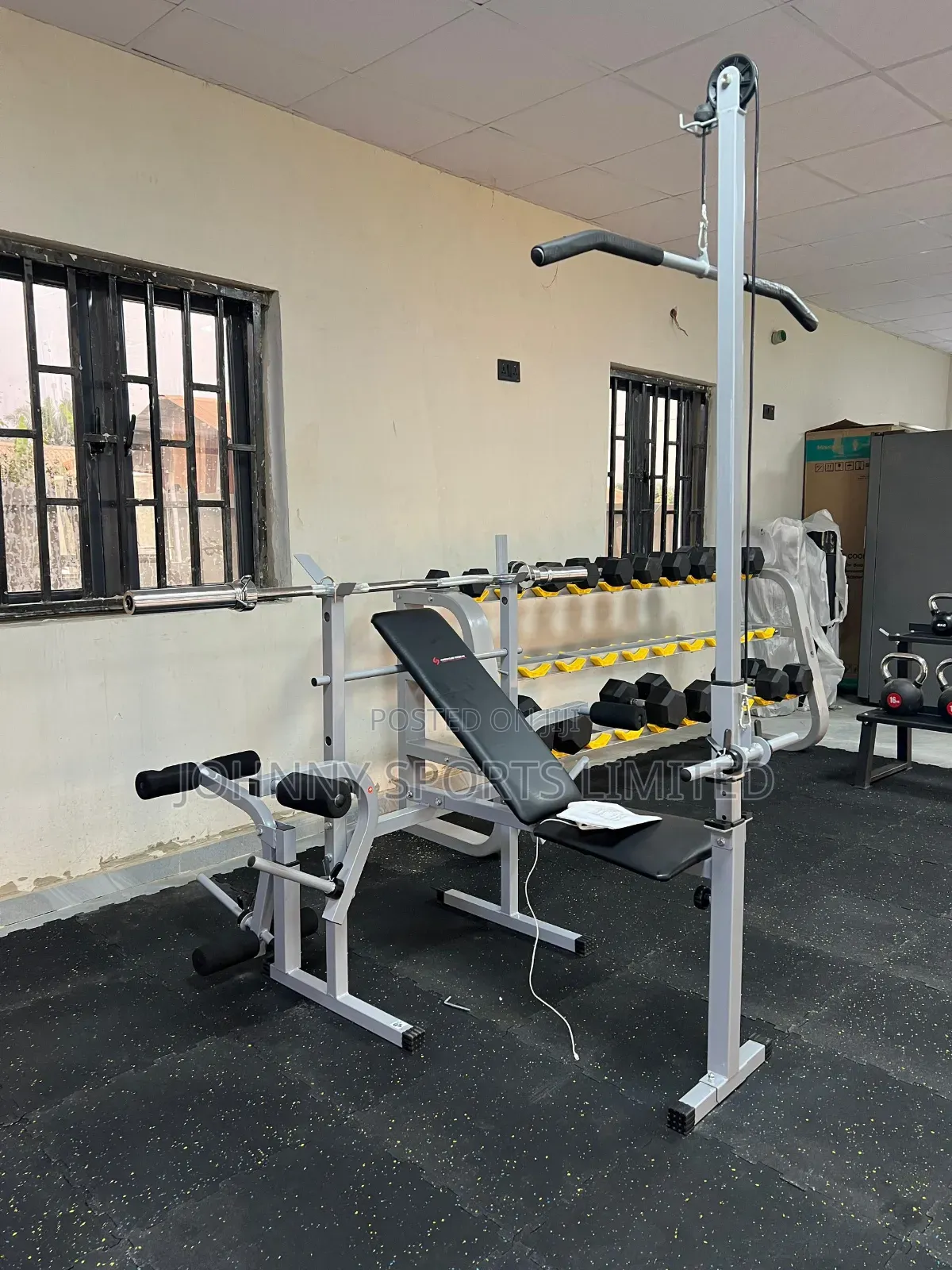 American Fitness Weight Bench With Pull Up Bar