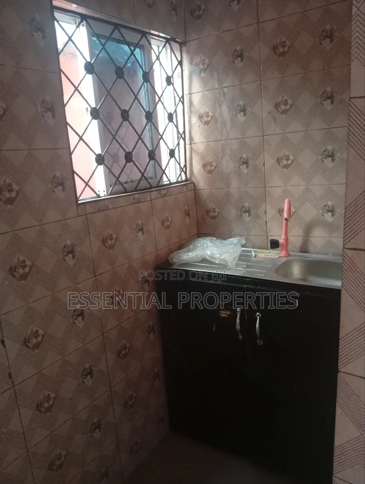 Studio Apartment in Adeniyi Jones Estate for rent