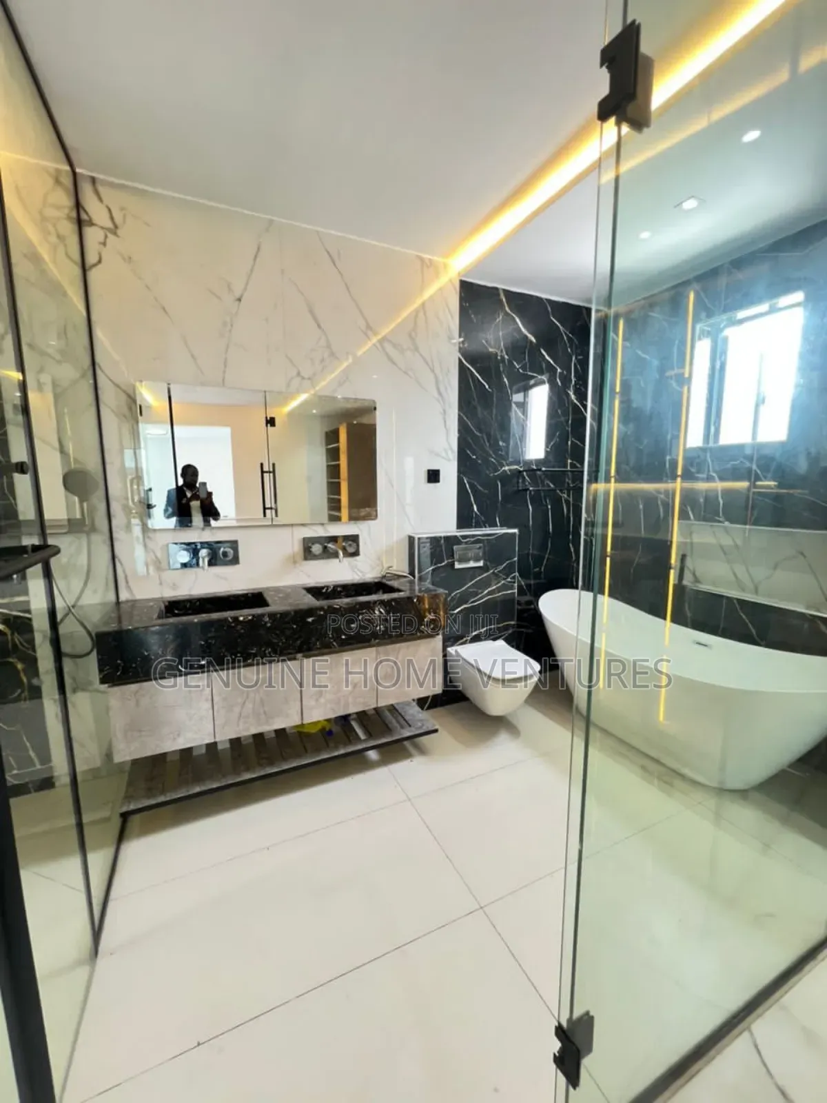 5bdrm Duplex in Ikate Lekki for sale