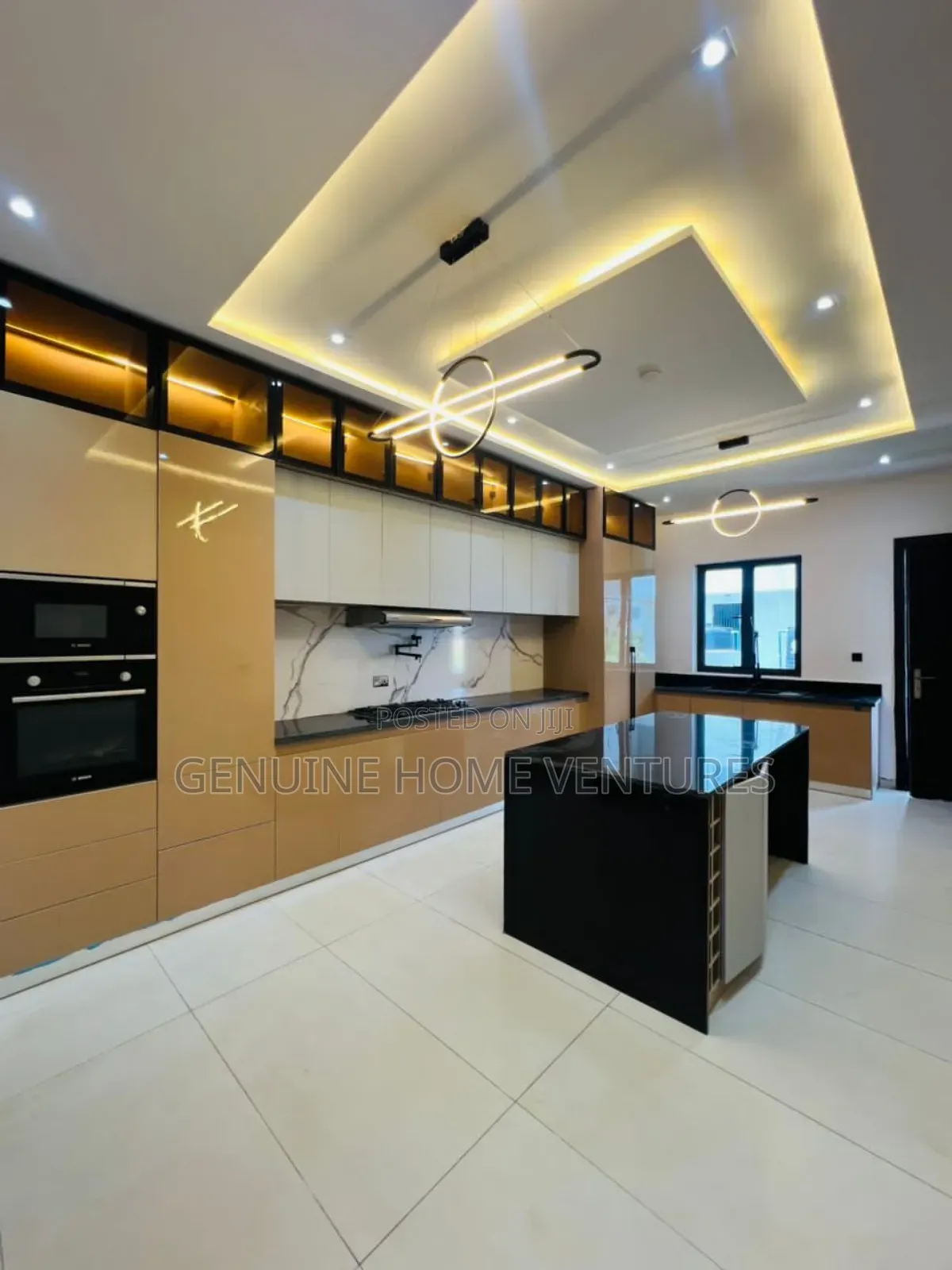 5bdrm Duplex in Ikate Lekki for sale