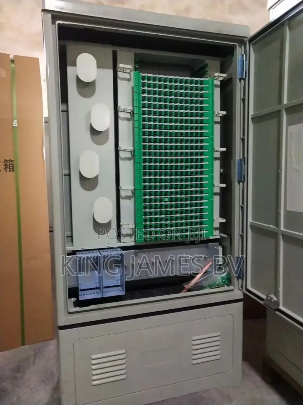 Fiber Optic Outdoor Cabinet