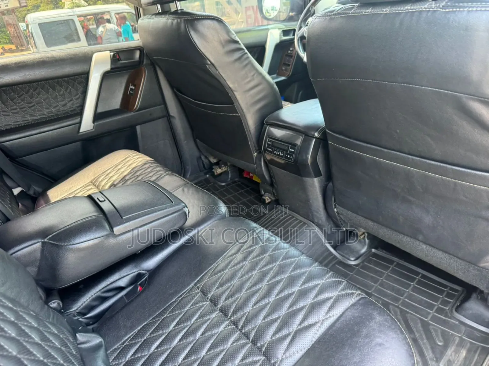 Toyota Land Cruiser Prado 2015 Black