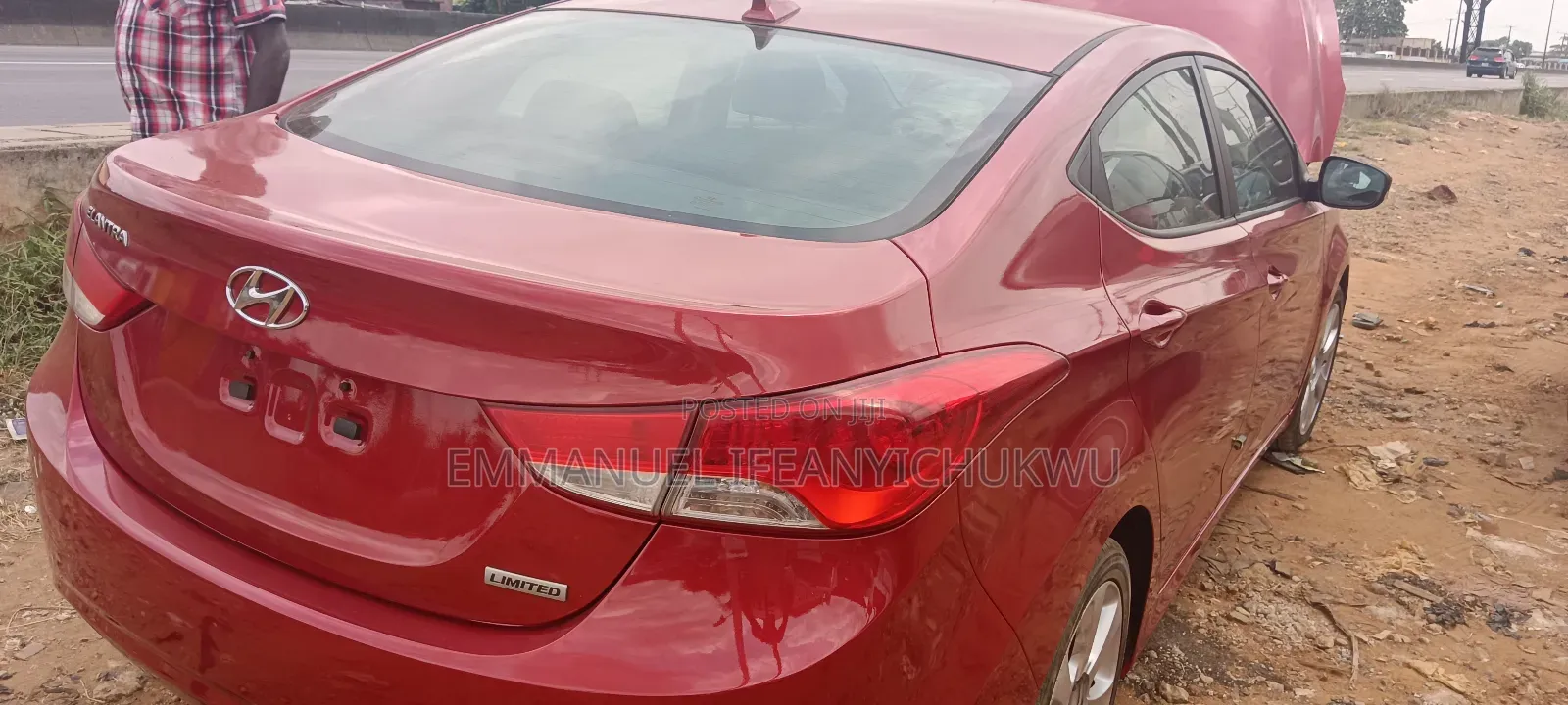 Hyundai Elantra Limited Sedan FWD (1.8L 4cyl 6A) 2013 Red