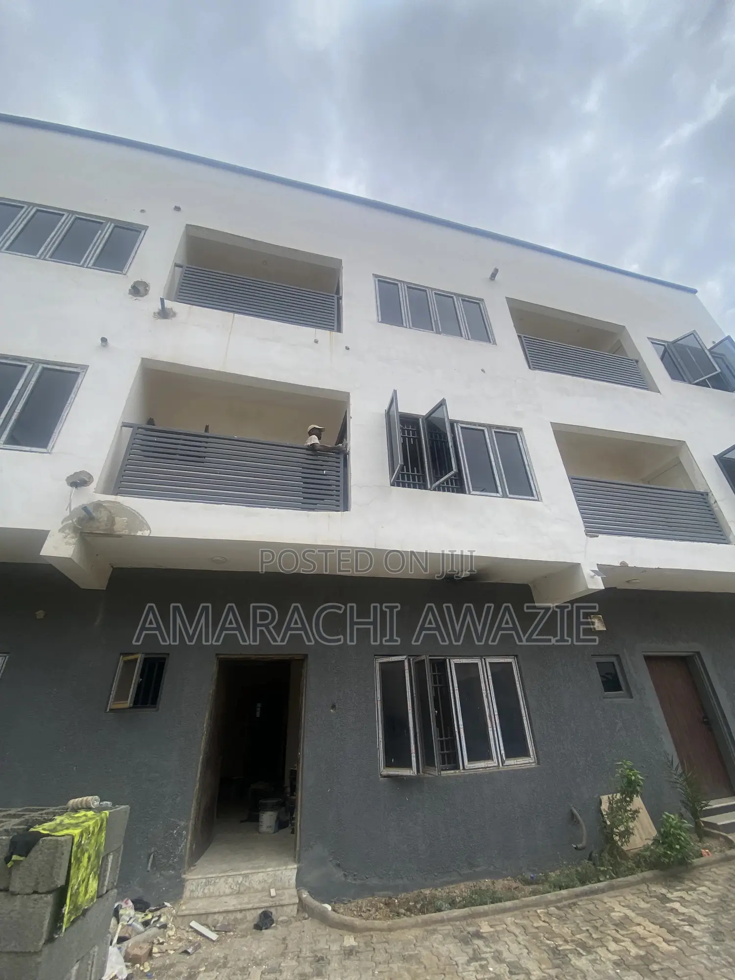 4bdrm Townhouse / Terrace in Life Camp for rent