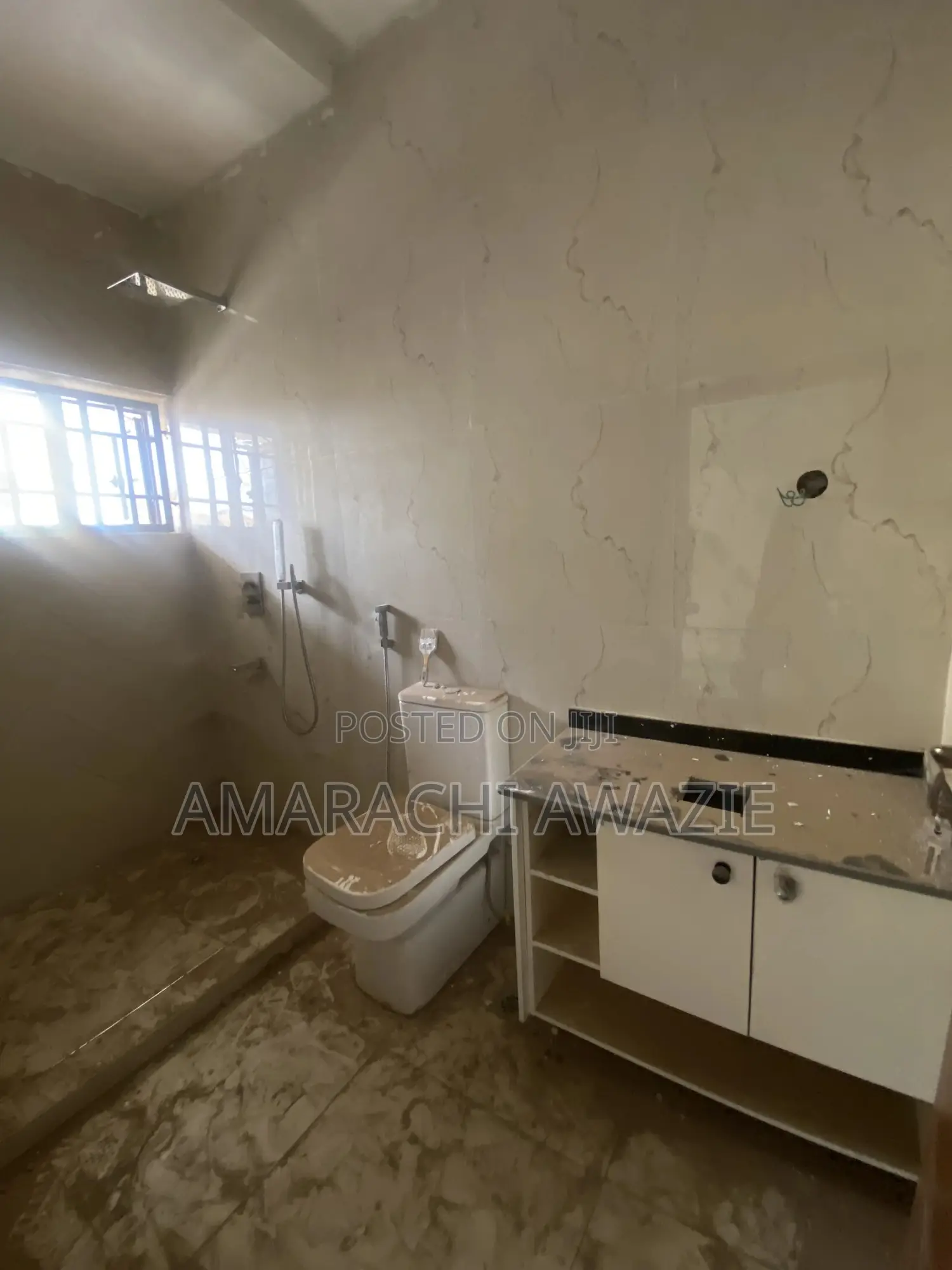 4bdrm Townhouse / Terrace in Life Camp for rent