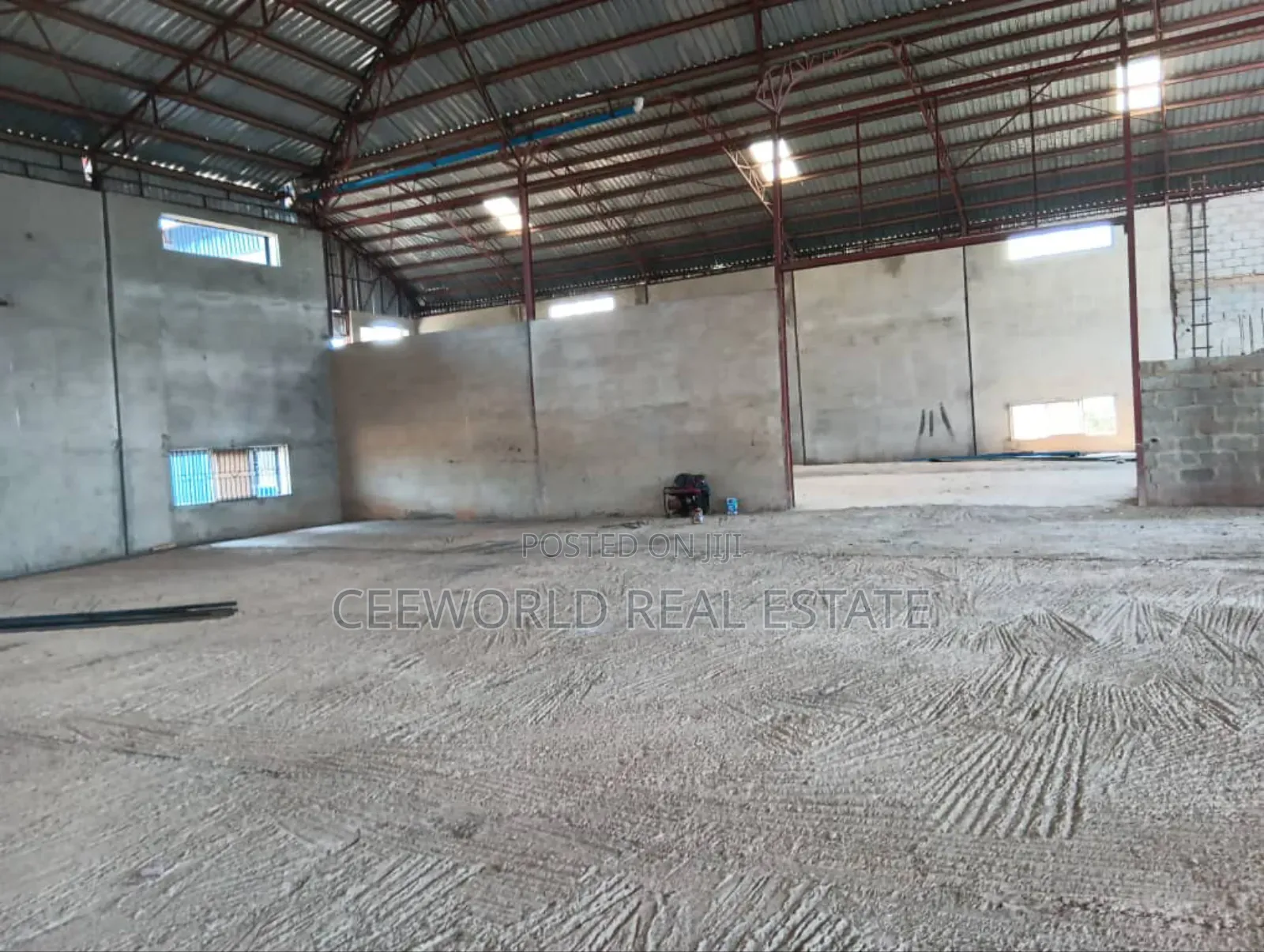 400sqm of Warehouse at New Garage