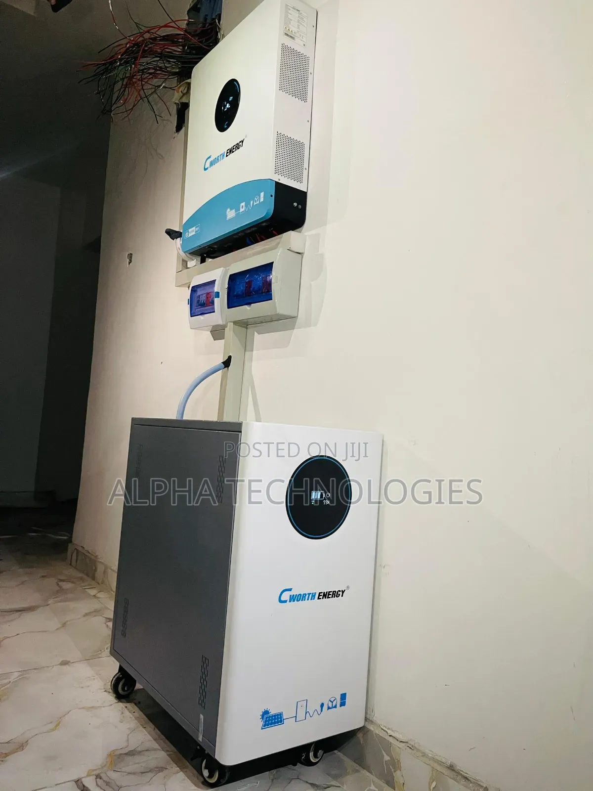 12kva Hybrid Inverter+ 15kwh Battery +650watts Panel X12+ Installation