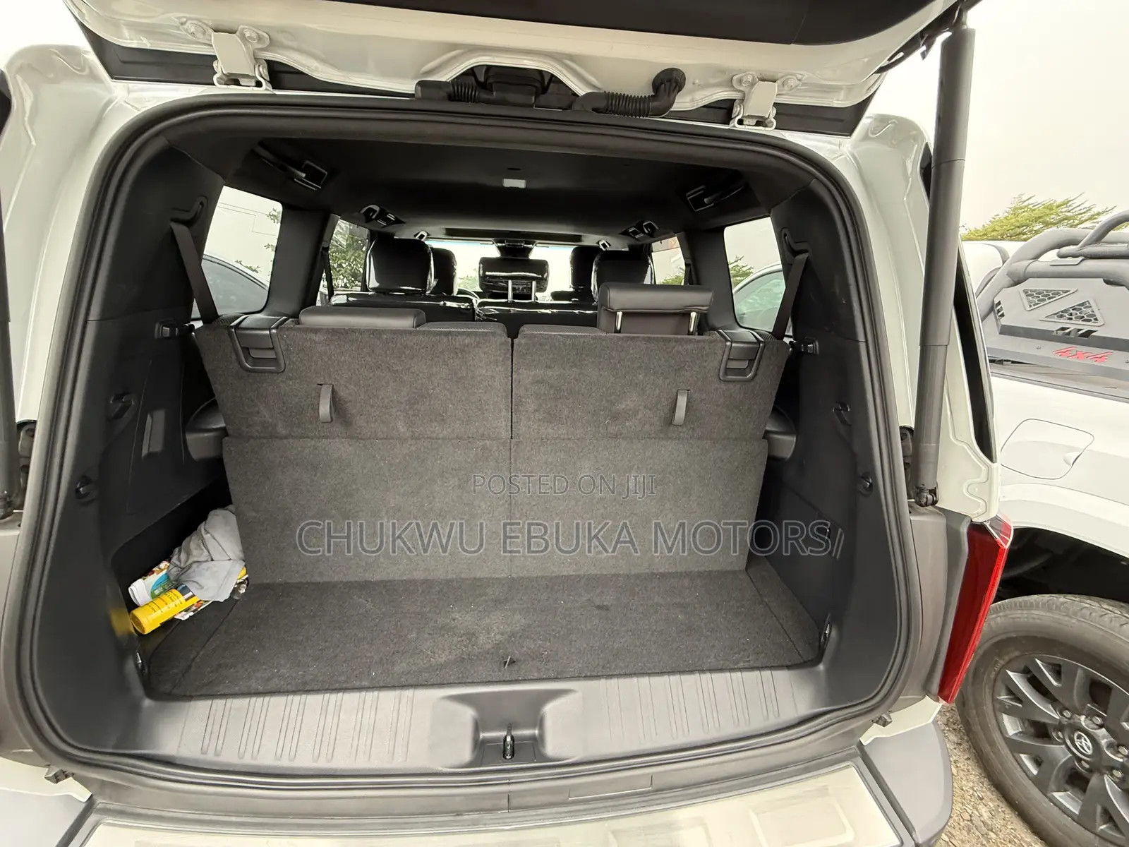 Toyota Land Cruiser 79 Series 2024 White