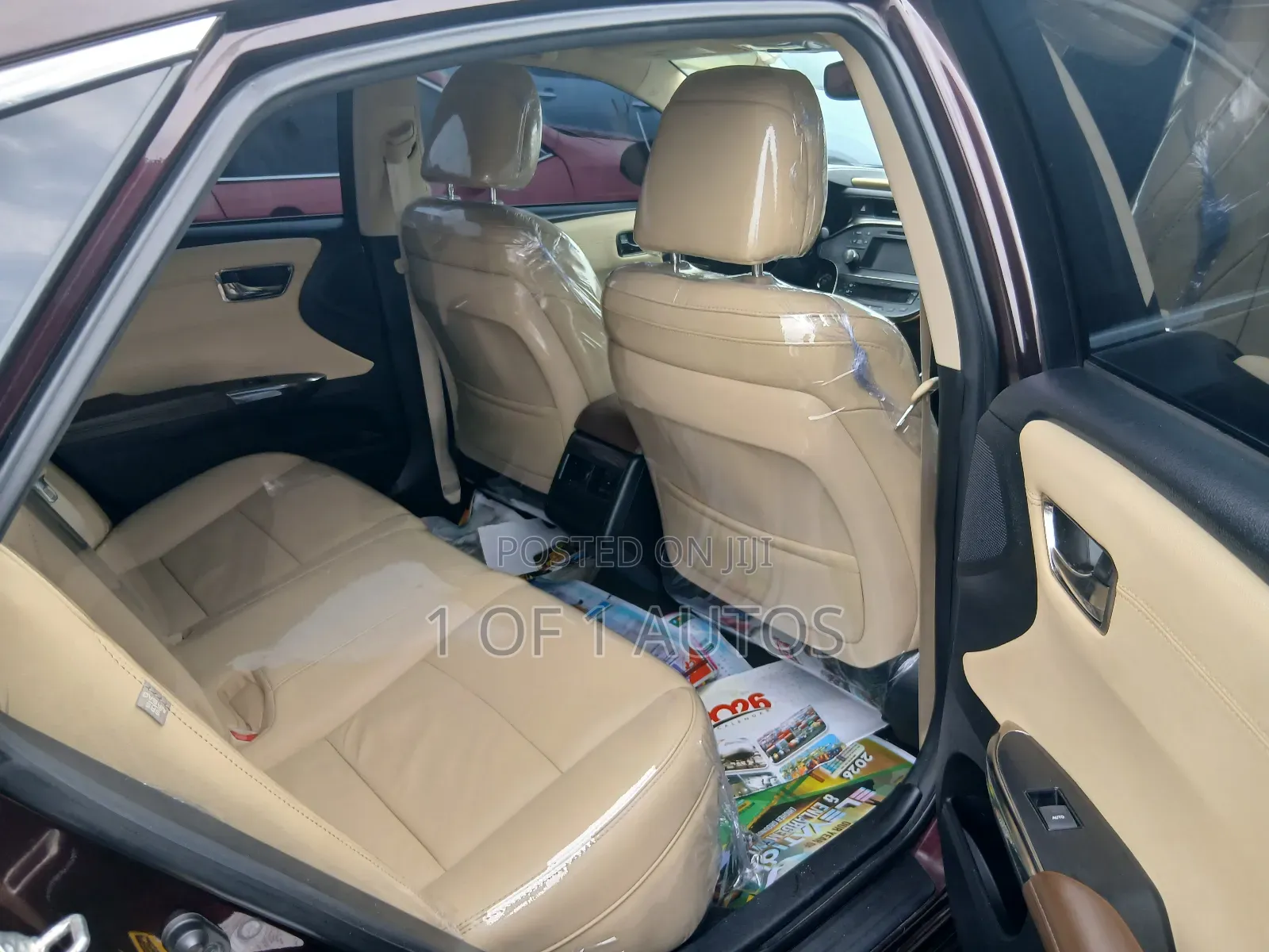 Toyota Avalon XLE Premium Sedan FWD (3.5L 6cyl 6A) 2013 Brown