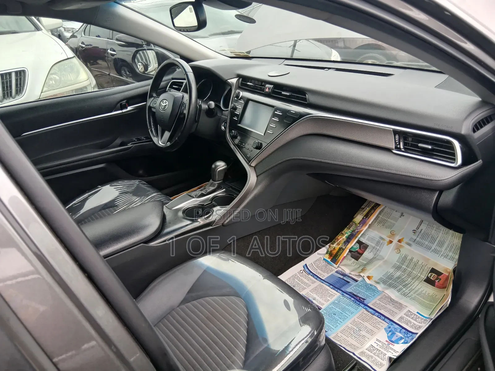 Toyota Camry SE 2021 Gray