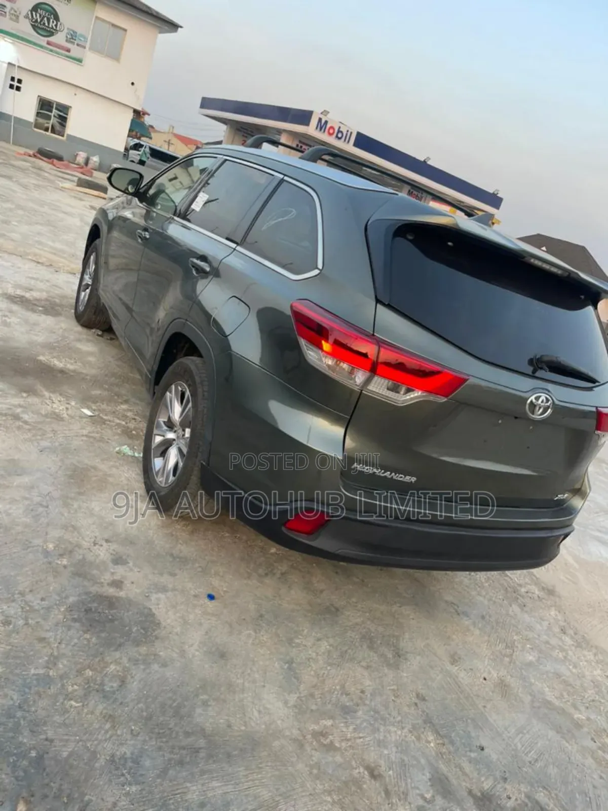 Toyota Highlander XLE 4dr SUV AWD (3.5L 6cyl 6A) 2015 Green