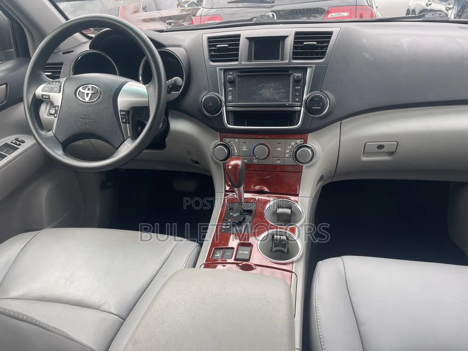Toyota Highlander 3.5L 4WD 2013 Burgundy