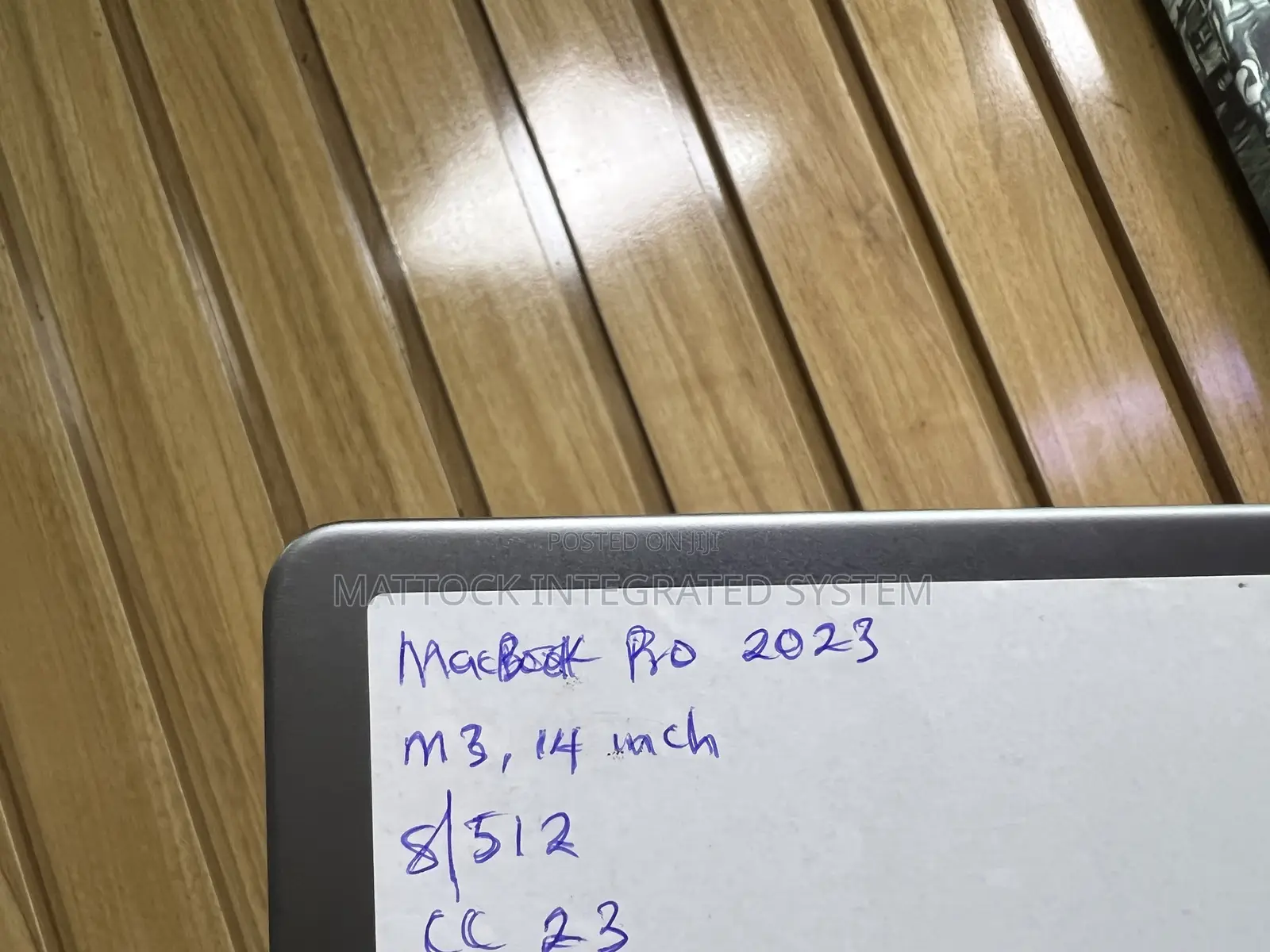Laptop Apple MacBook Pro 2023 M3 14-inch 8GB Apple M3 SSD 512GB