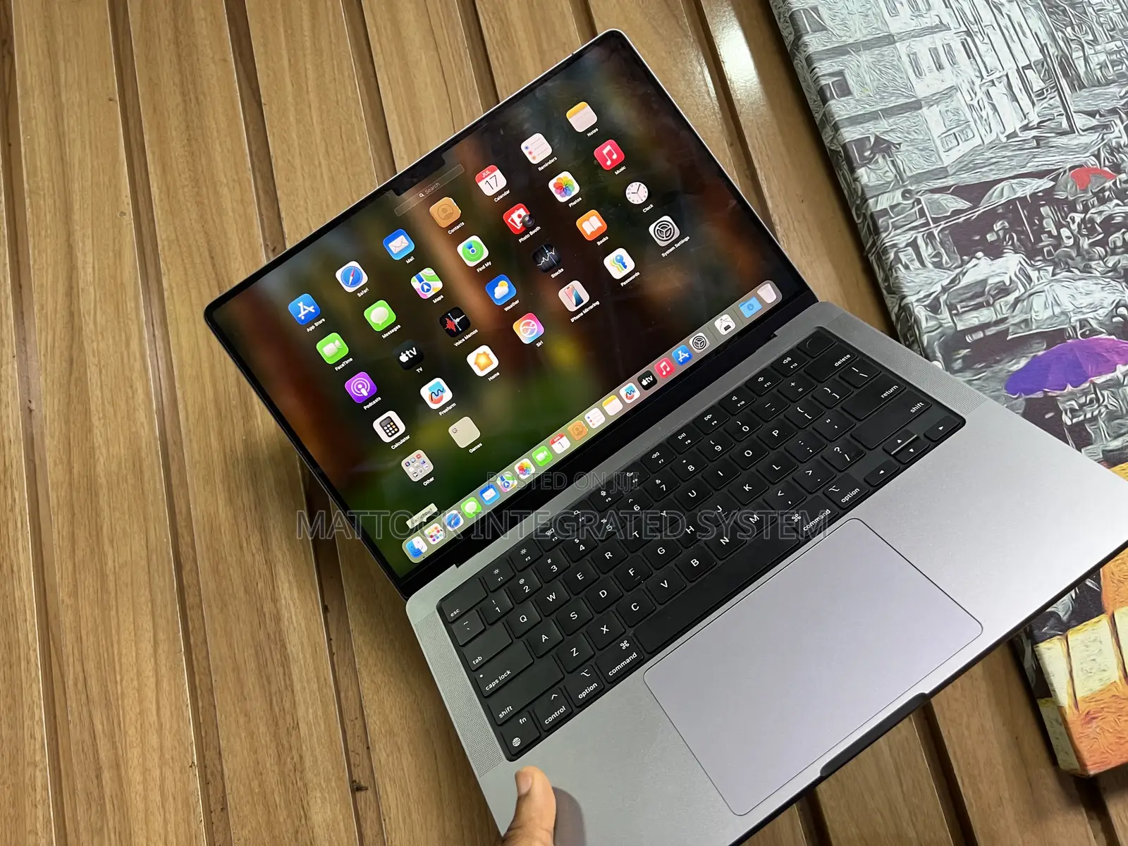 Laptop Apple MacBook Pro 2023 M3 14-inch 8GB Apple M3 SSD 512GB