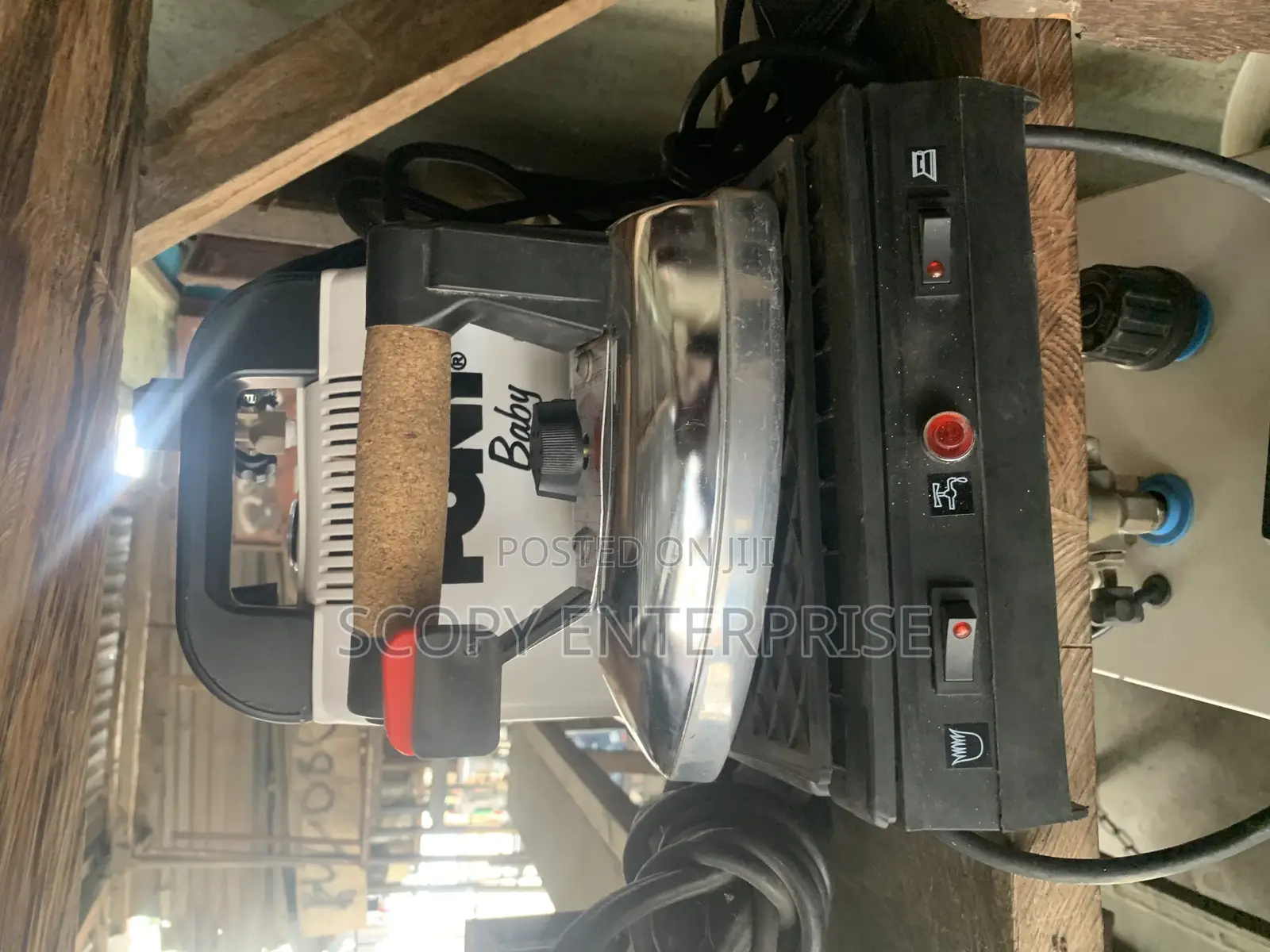 Pony Baby Industrial Steam Iron