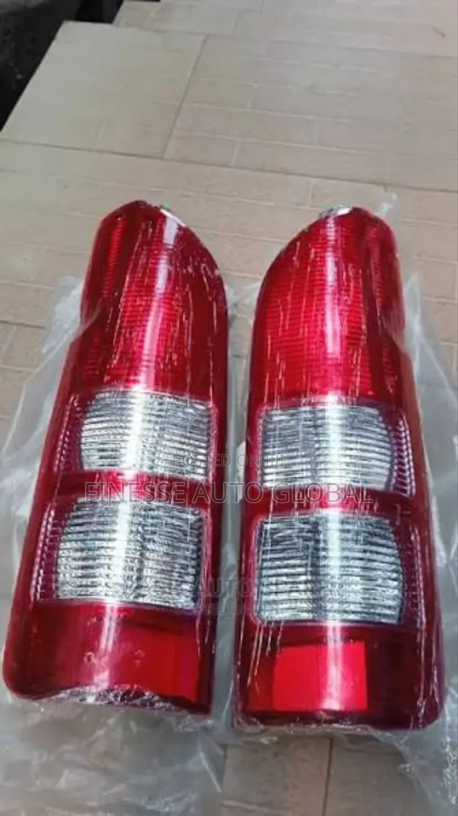Back Light for Toyota Hiace Hummer Bus 2005-2010 Model
