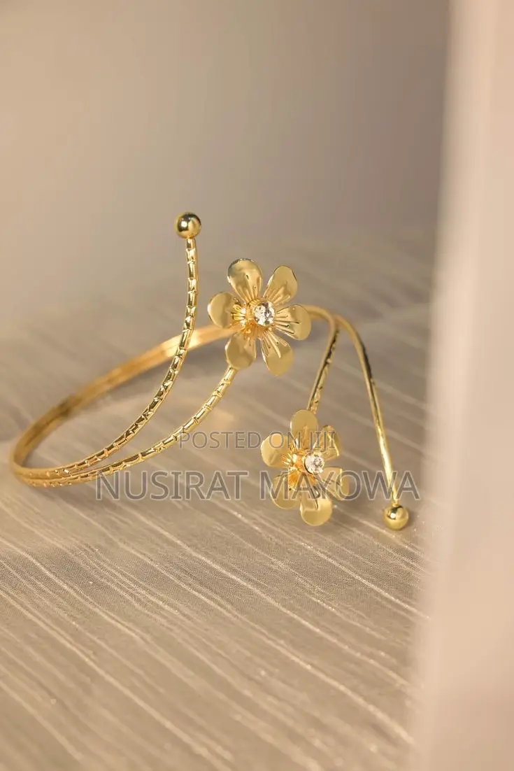 Arm Cuff Bangle