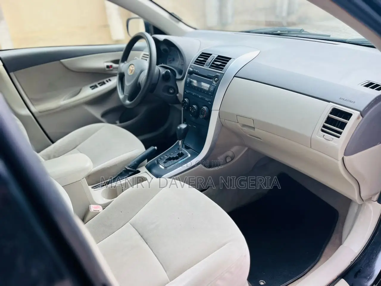 Toyota Corolla 2009 Black