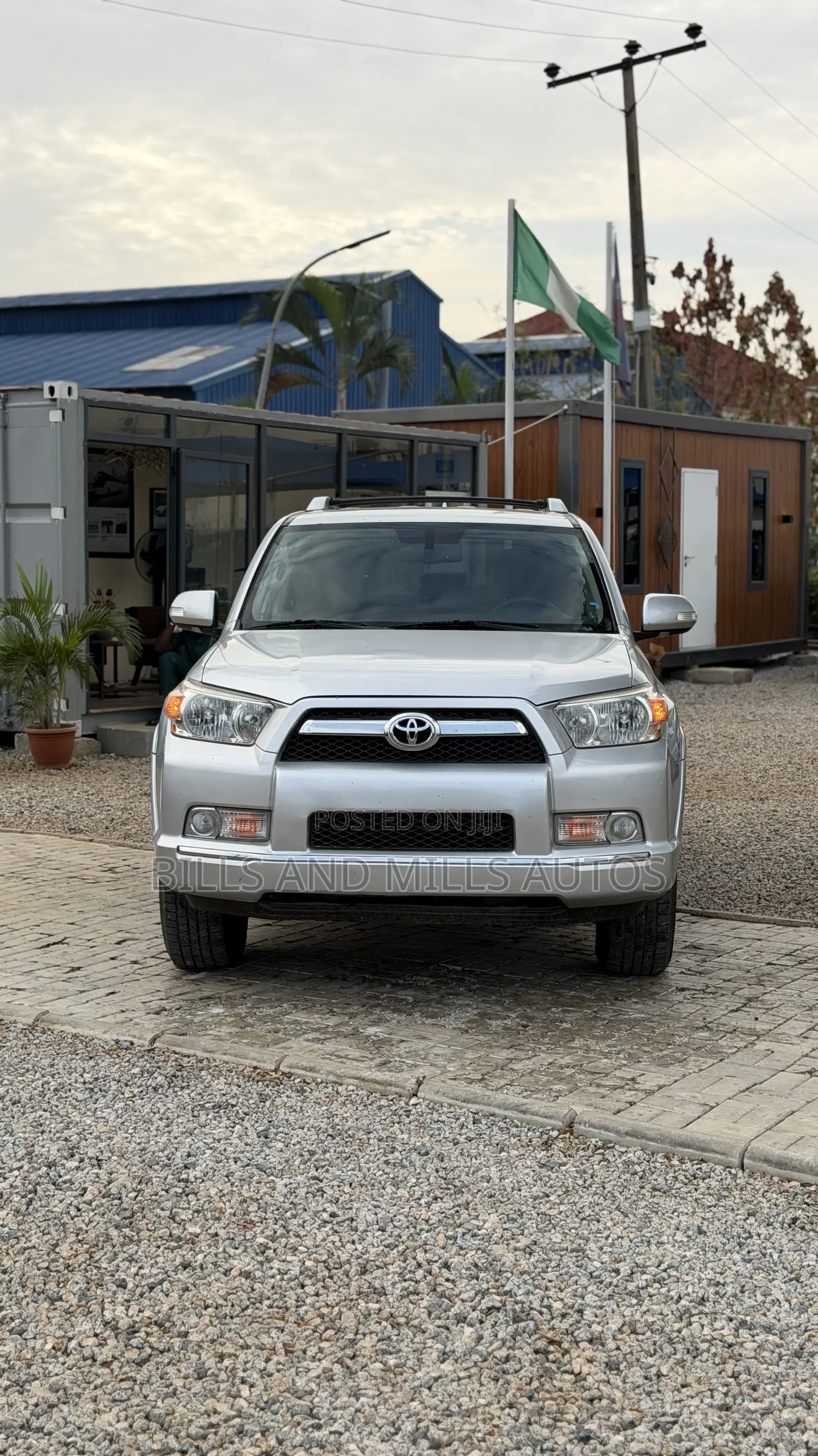 Toyota 4-Runner SR5 4X4 2013 Silver