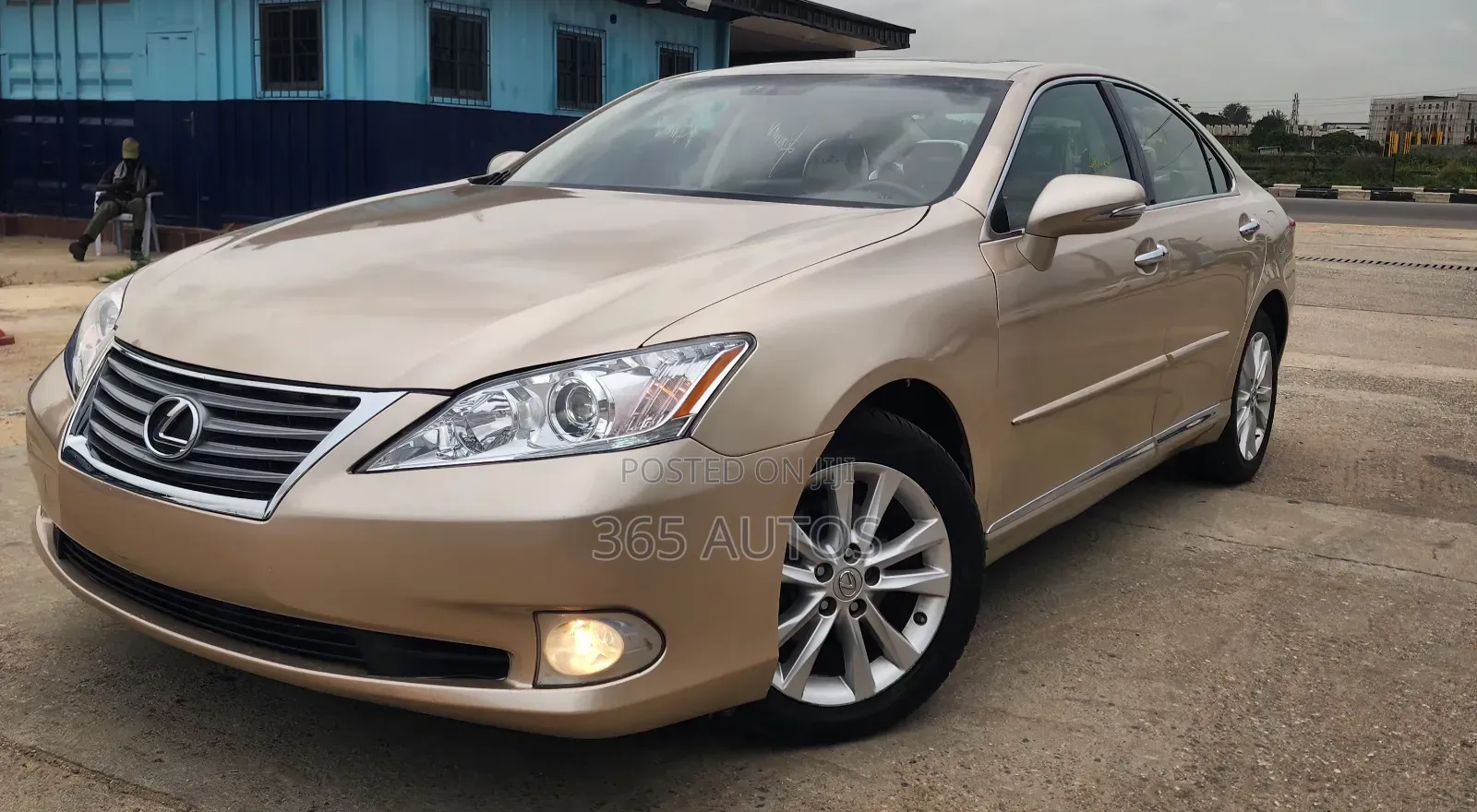 Lexus ES 350 2011 Gold