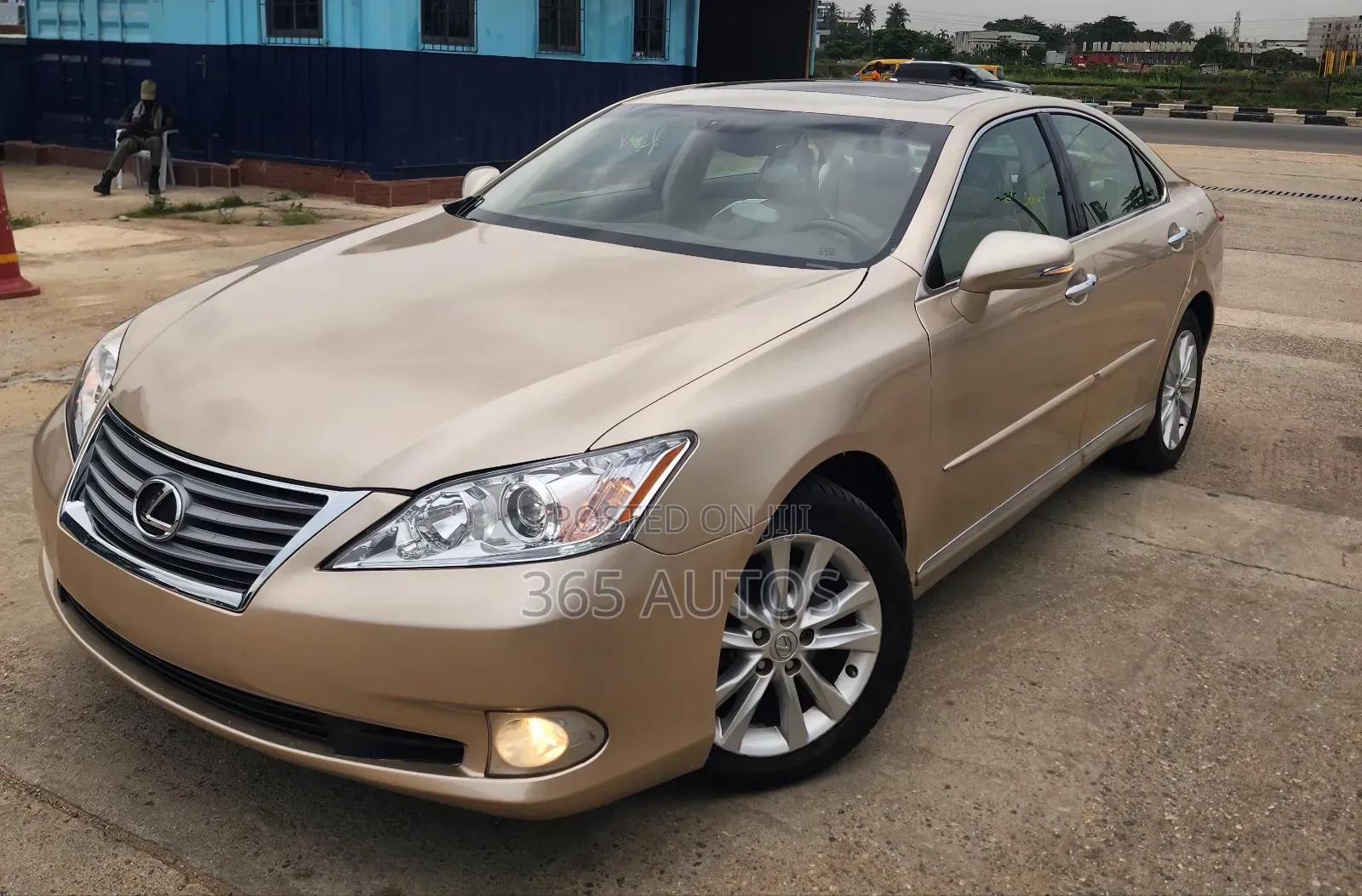 Lexus ES 350 2011 Gold