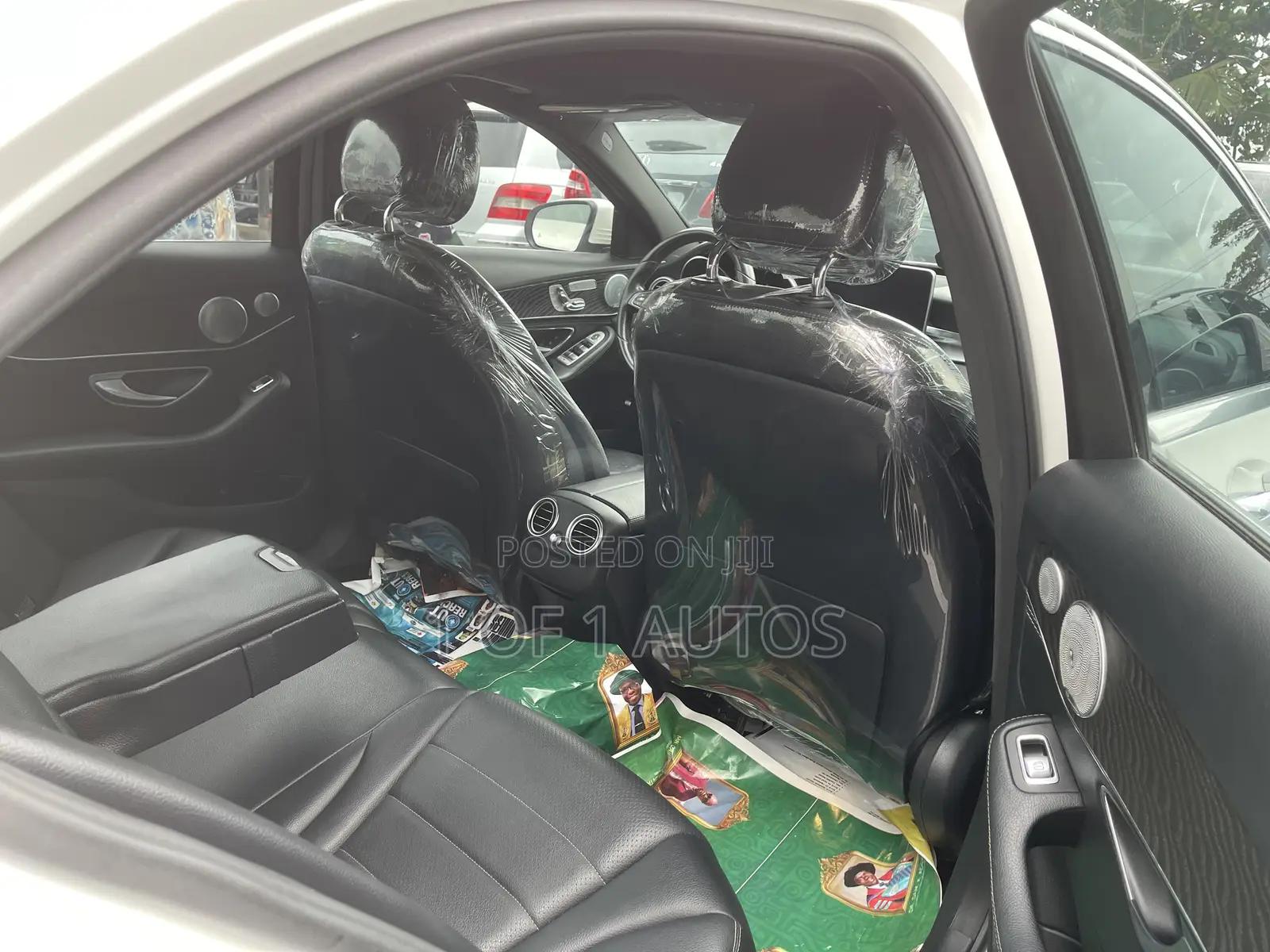Mercedes-Benz C400 4Matic AWD Sedan (3.0L V6 7A) 2015 White
